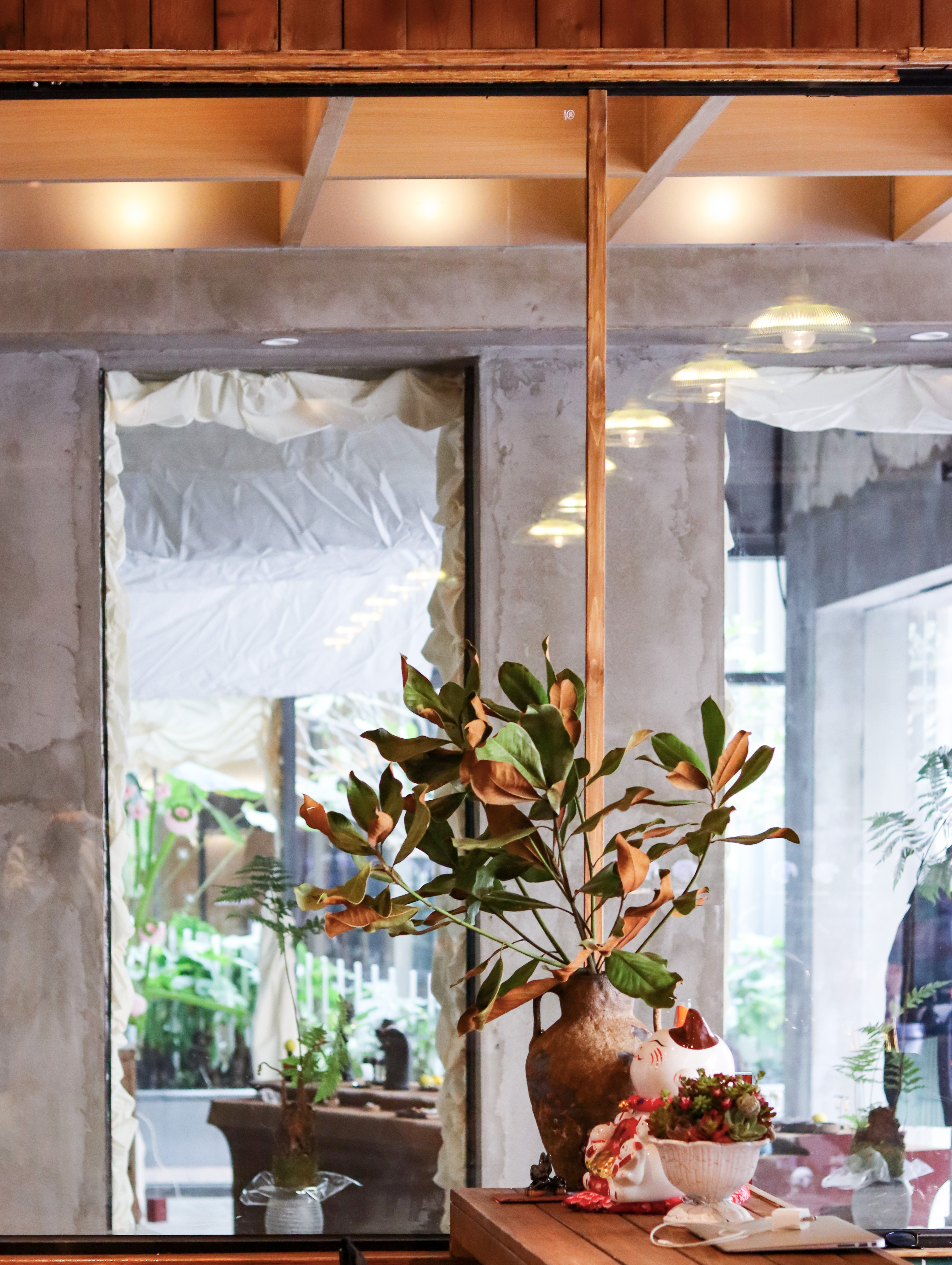 东岸麓洲3咖啡店