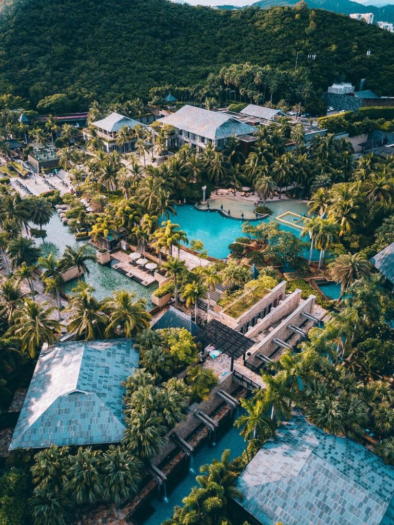 eyJvYXV0aCI6eyJjbGllbnRfaWQiOiJzaXRlY29yZSJ9LCJwYXRoIjoibWFuZGFyaW4tb3JpZW50YWwtaG90ZWwtZ3JvdXBcL2ZpbGVcL2kyZVZqZFR5TTdiUjVmcmExcFFMLmpwZyJ9_mandarin-oriental-hotel-group_B5M85qcr1kSvIOmTa2WBDW_mH3wp3X-5mqRxSAhNXbc